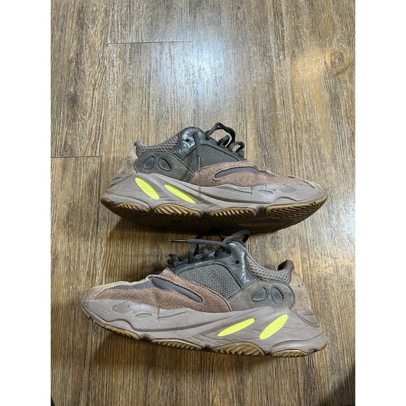 Men’s 9.5 - Adidas Yeezy Boost 700 V1 Mauve main image 5